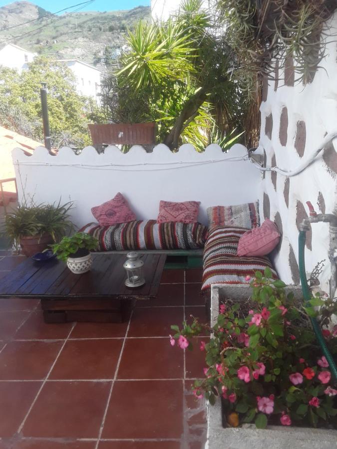 Ecoartejeda CAVE HOUSE Hostal Exterior foto